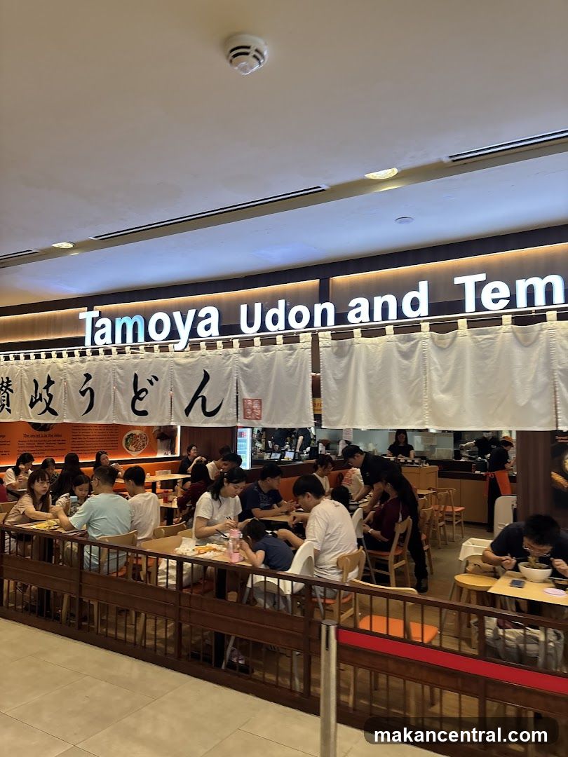 Tamoya Udon and Tempura Restaurant Interior