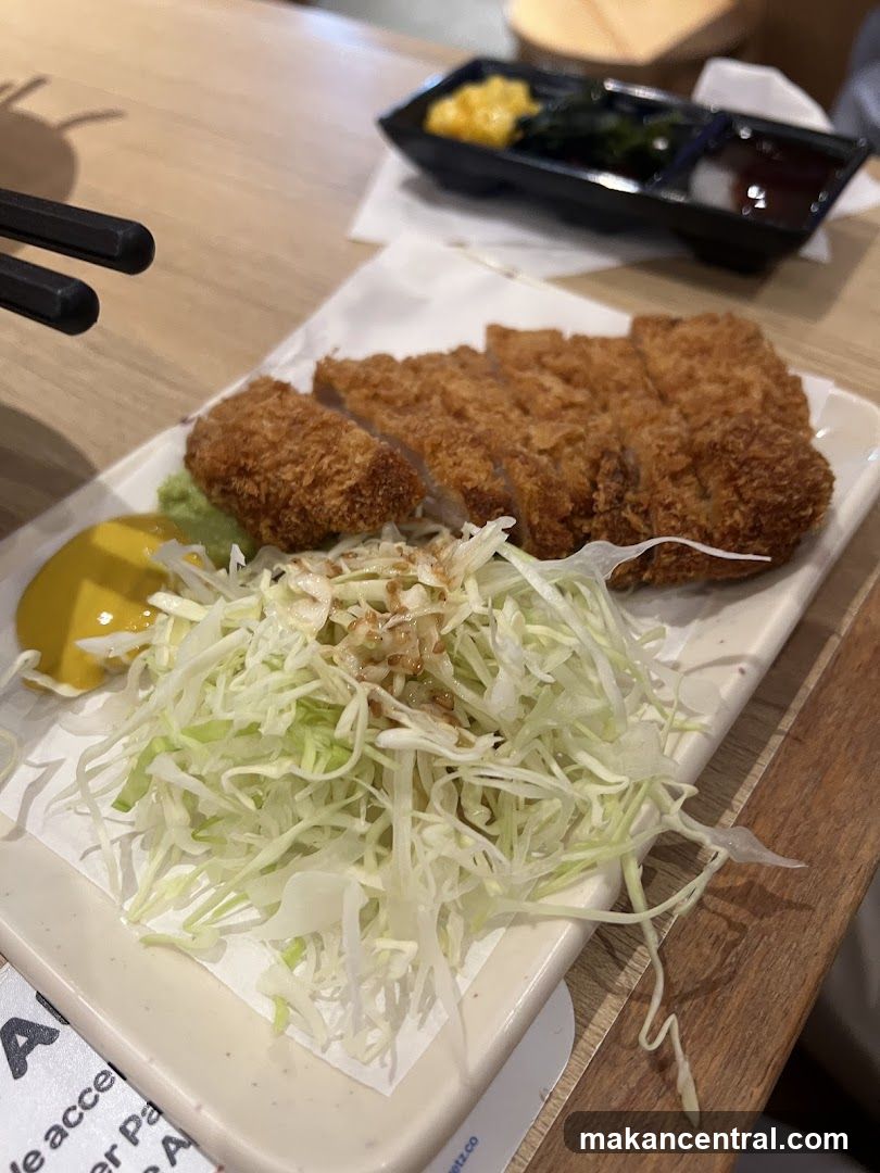 Fried Pork Cutlet with Shredded Cabbage