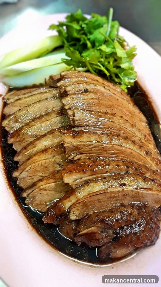 Sliced Duck with Sauce