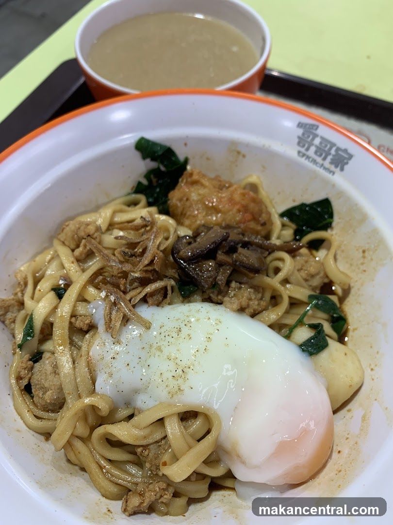 Noodles with Egg and Soup