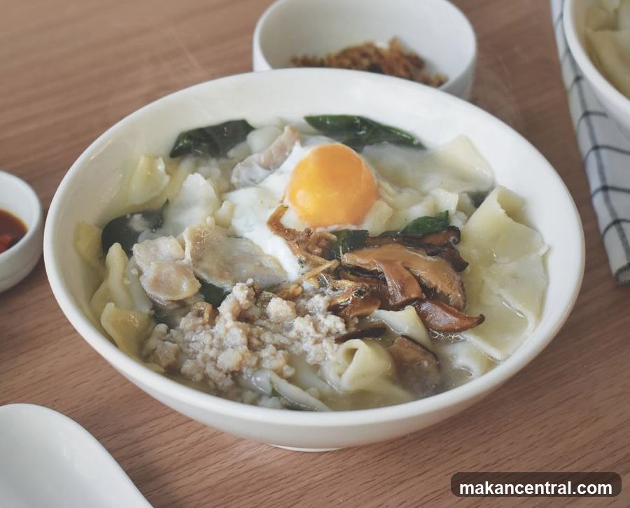 Noodle Soup with Egg and Mushrooms