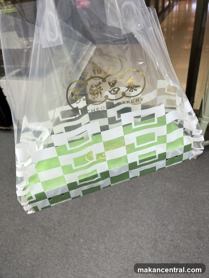 Bakery Bag with Pastry