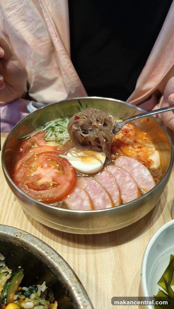 Cold Noodle Dish