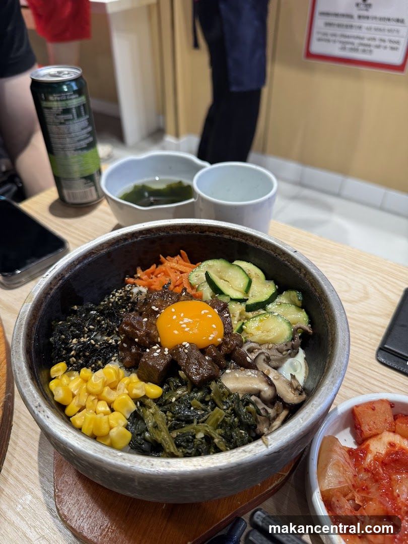 Bibimbap with Kimchi