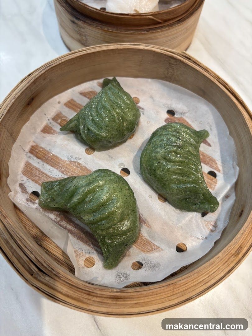 Steamed Green Dumplings