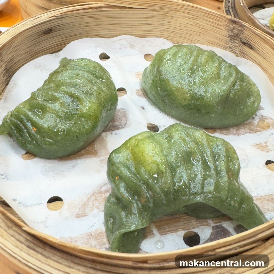 Steamed Green Dumplings