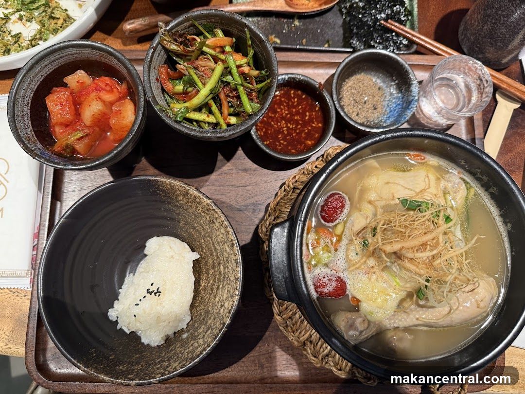 Korean Meal with Samgyetang