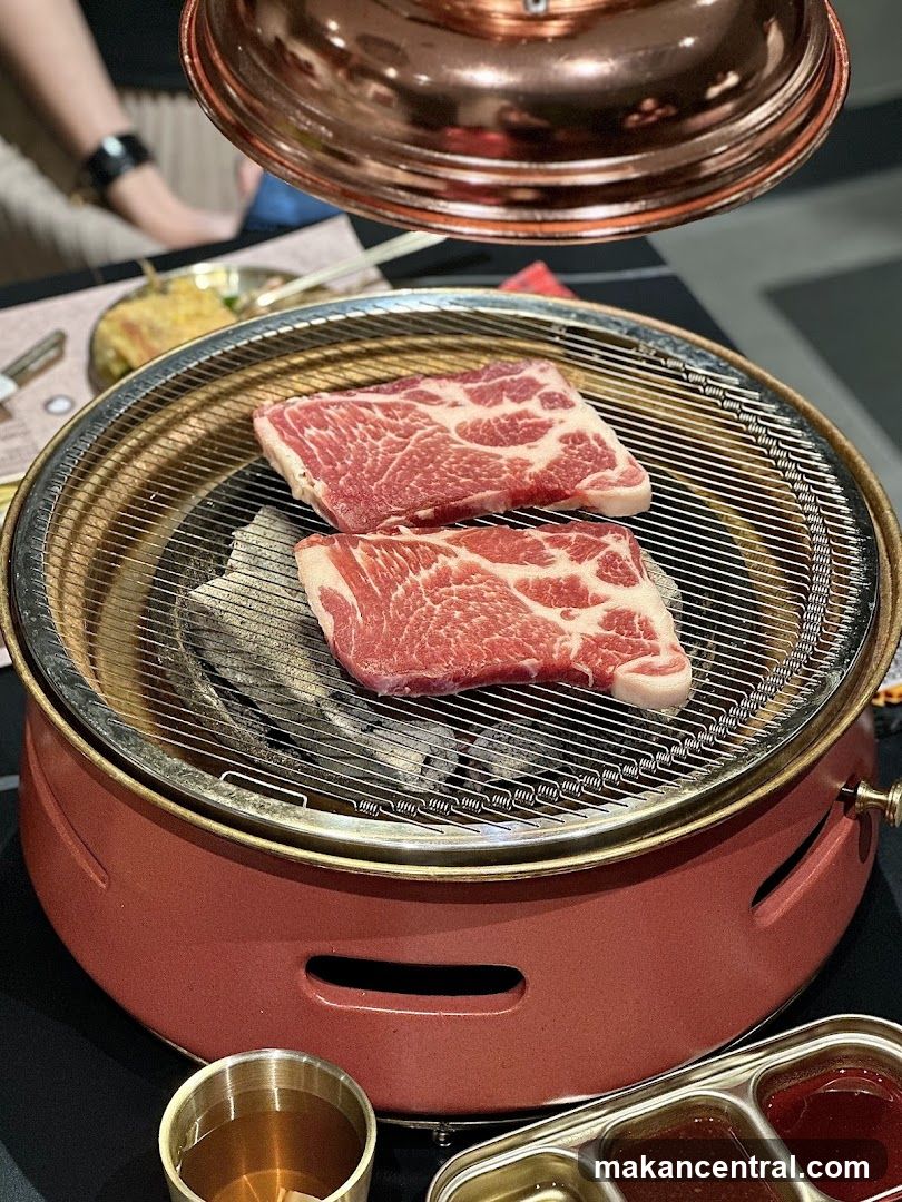 Huo Lu Huo Korean BBQ 火炉火韩式泥炉烤肉