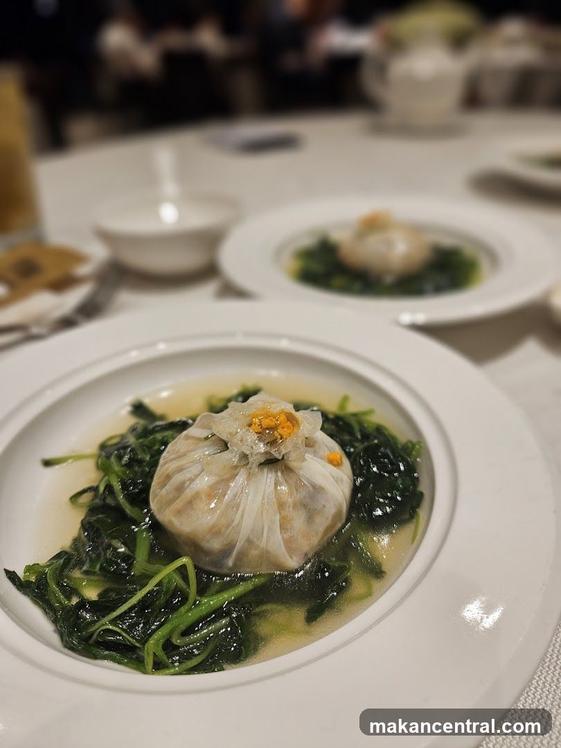Steamed Dumpling with Greens