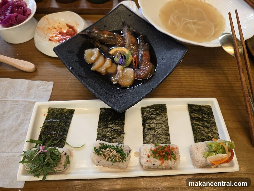 Seafood and Rice Rolls