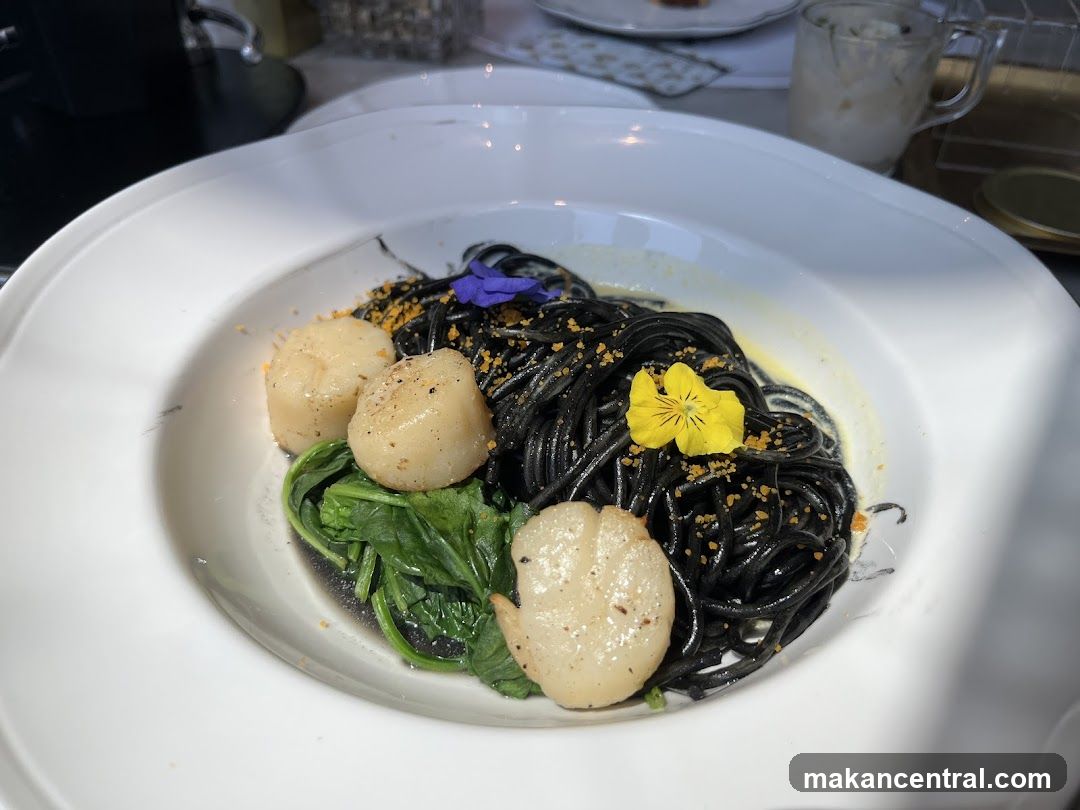 Black Spaghetti with Scallops