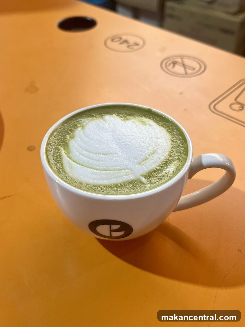 Matcha Latte with Latte Art