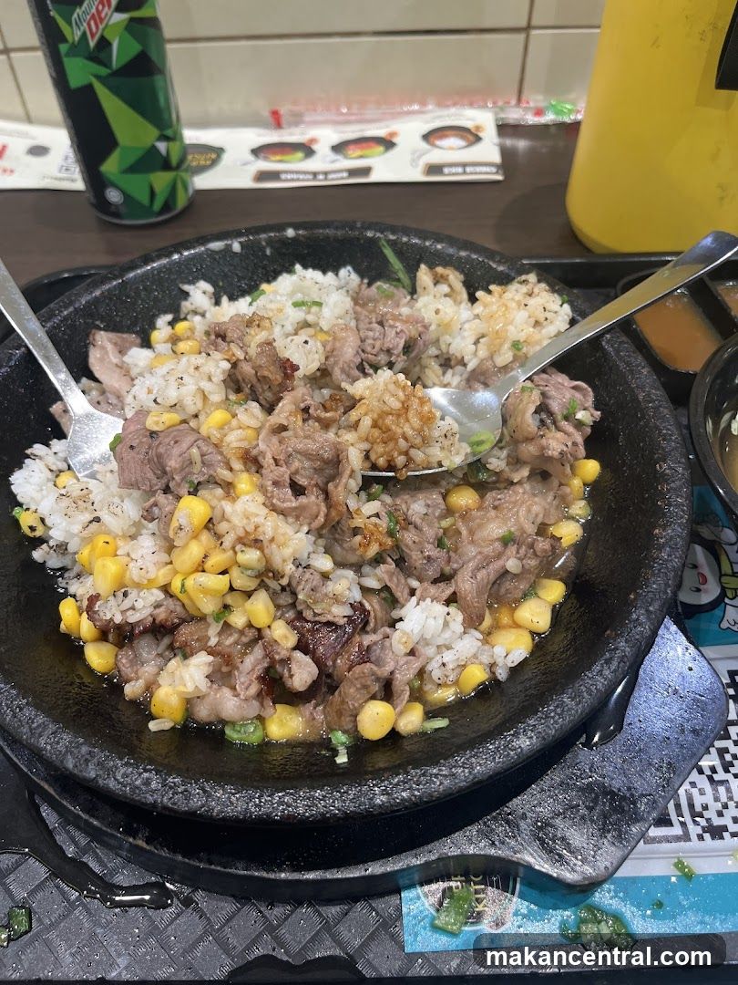 Sizzling Beef and Rice Dish