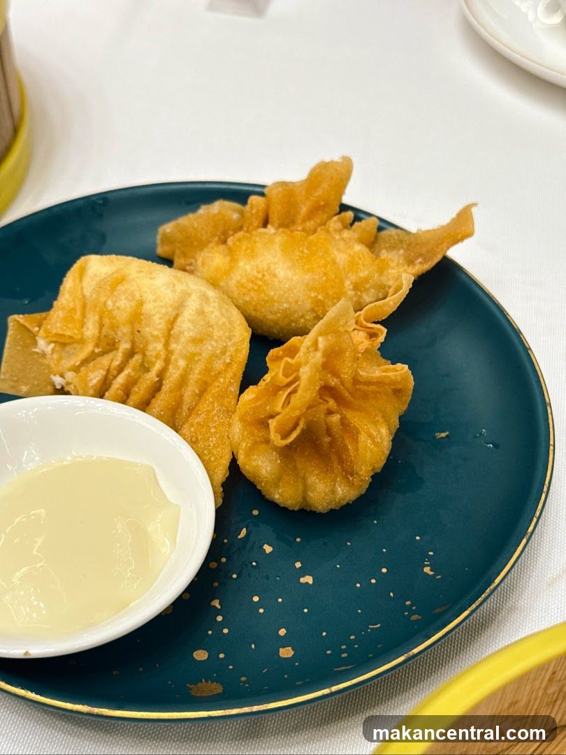 Fried Wontons with Dip