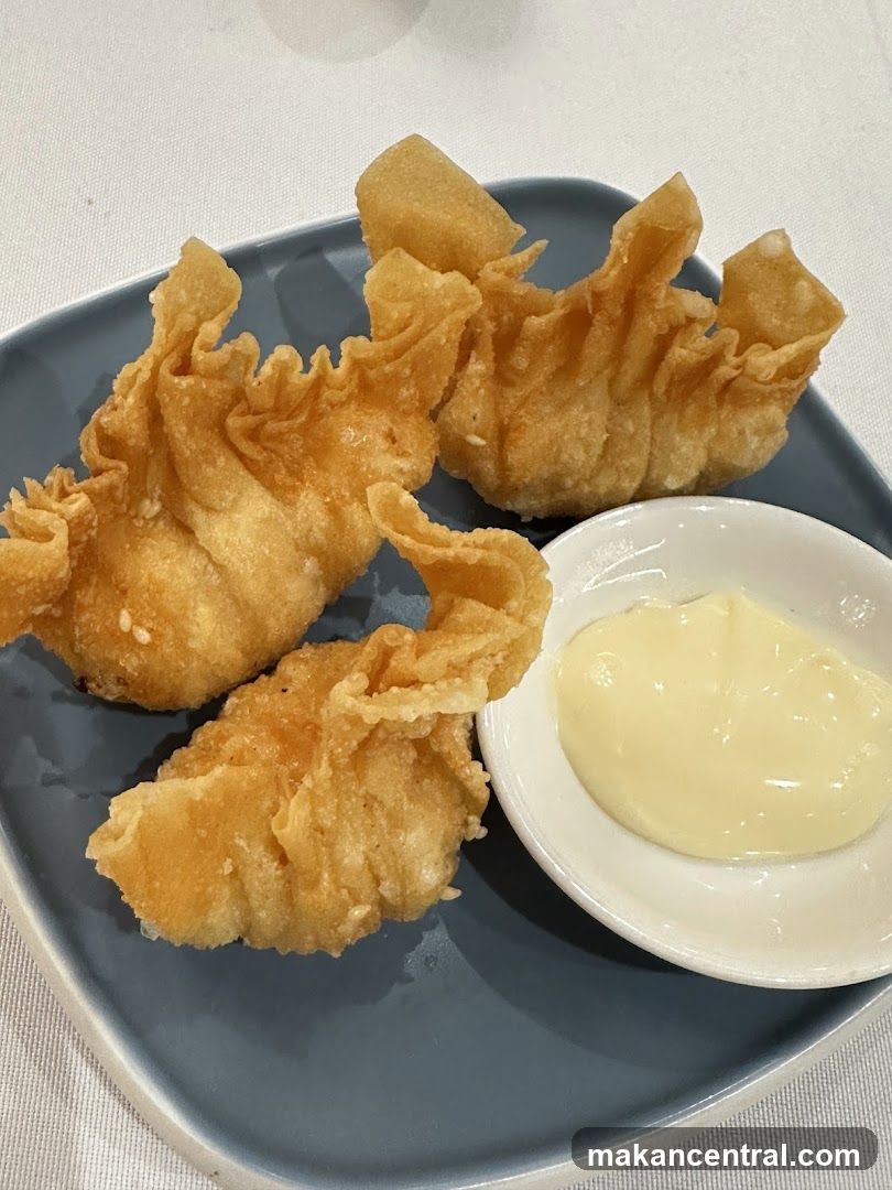 Fried Wontons with Dip