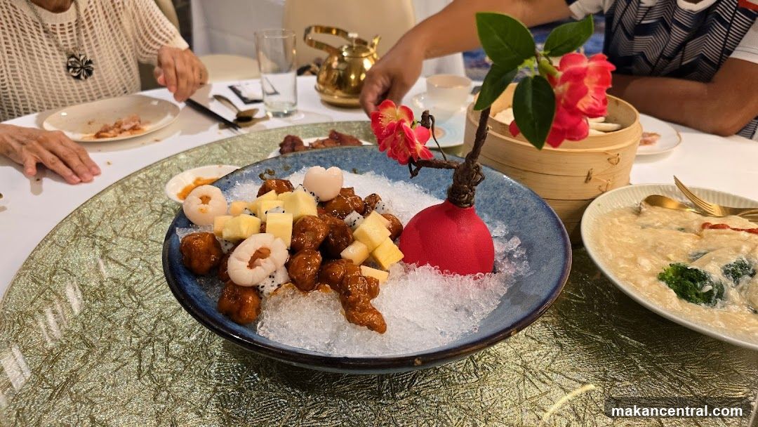 Dessert Platter with Fruit and Meat
