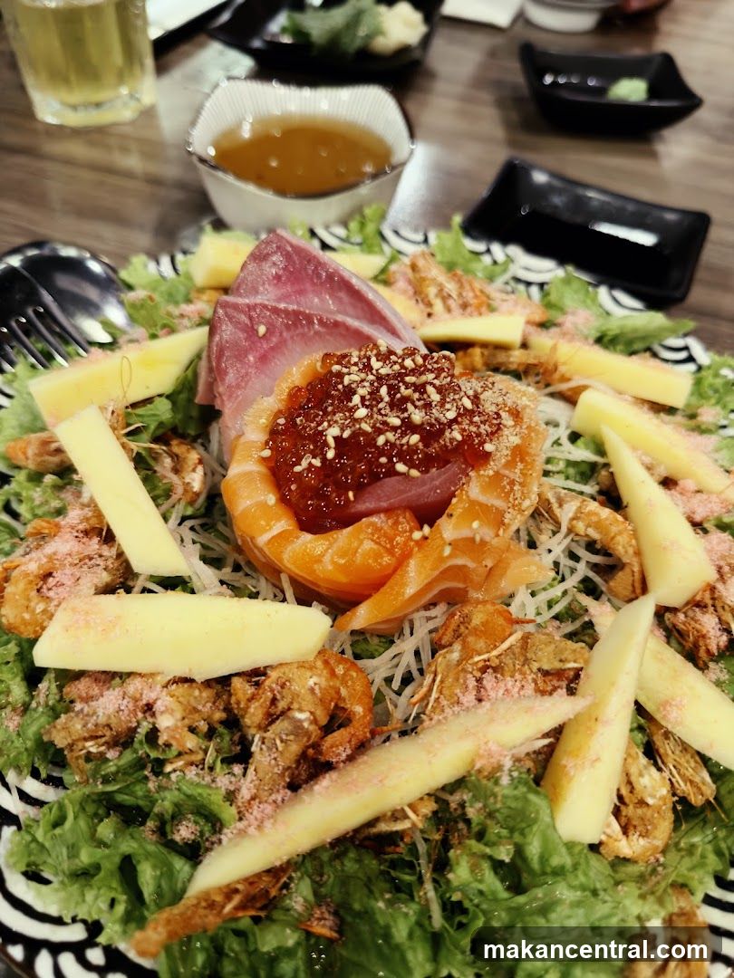 Sashimi Salad