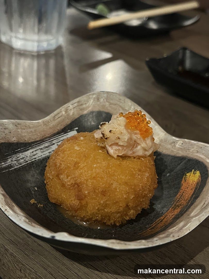 Fried Appetizer with Toppings
