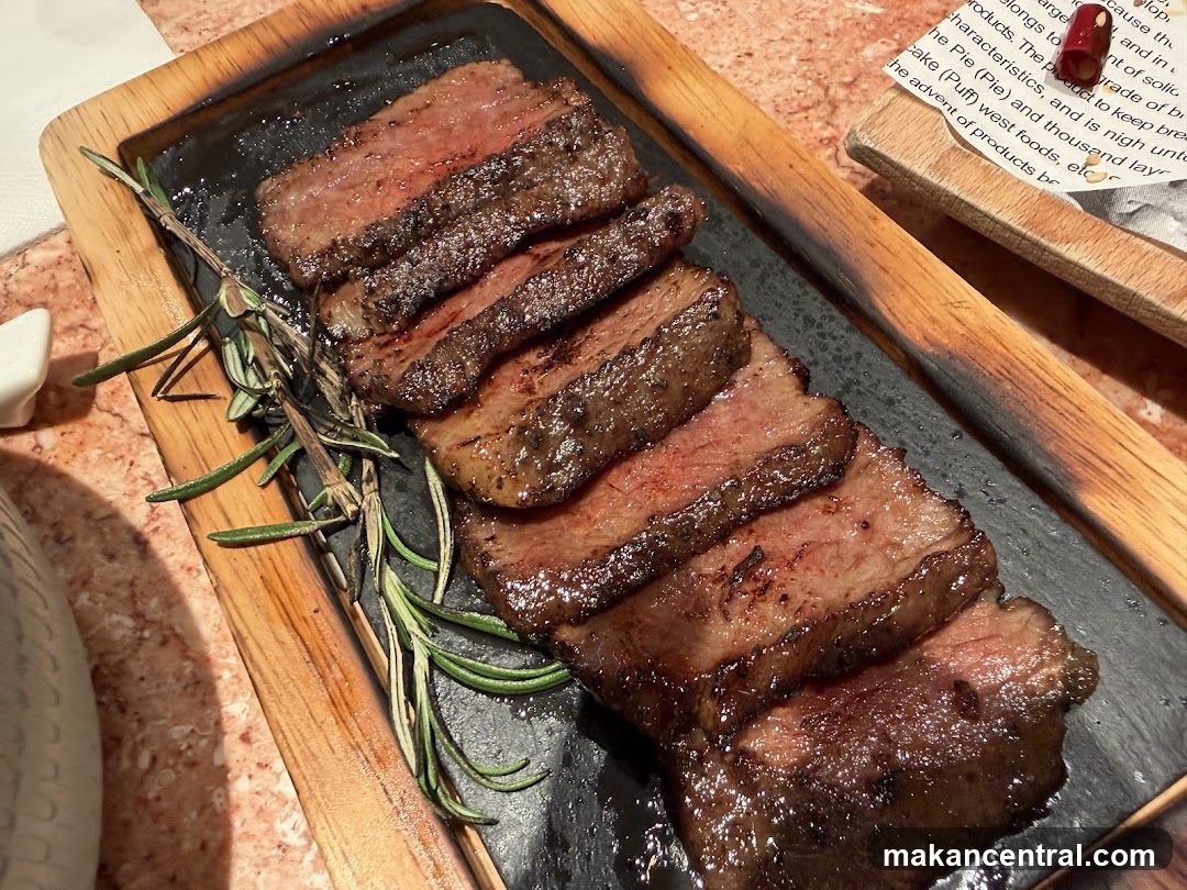 Sliced Steak with Rosemary