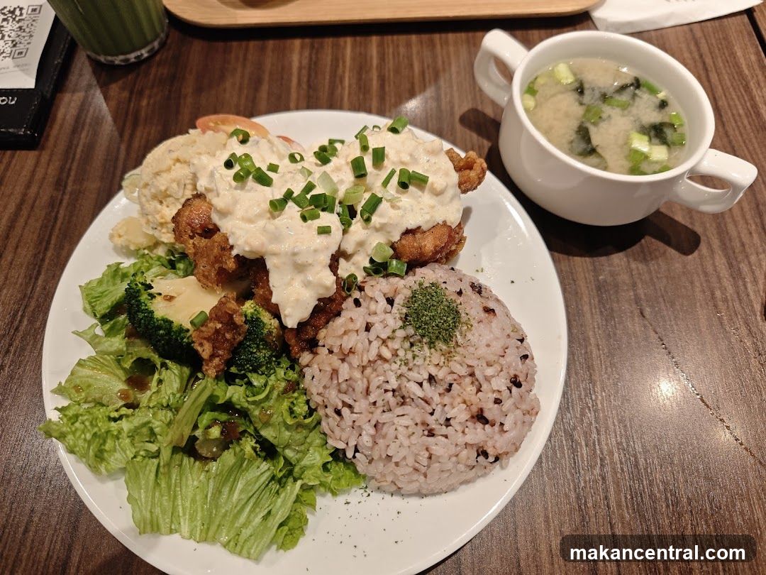 Fried Chicken Meal with Miso Soup
