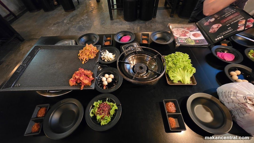 Korean BBQ Table Setting