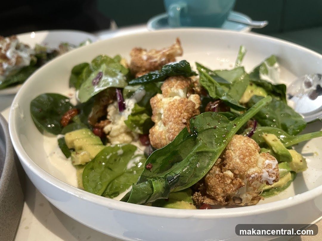 Salad with Cauliflower and Avocado