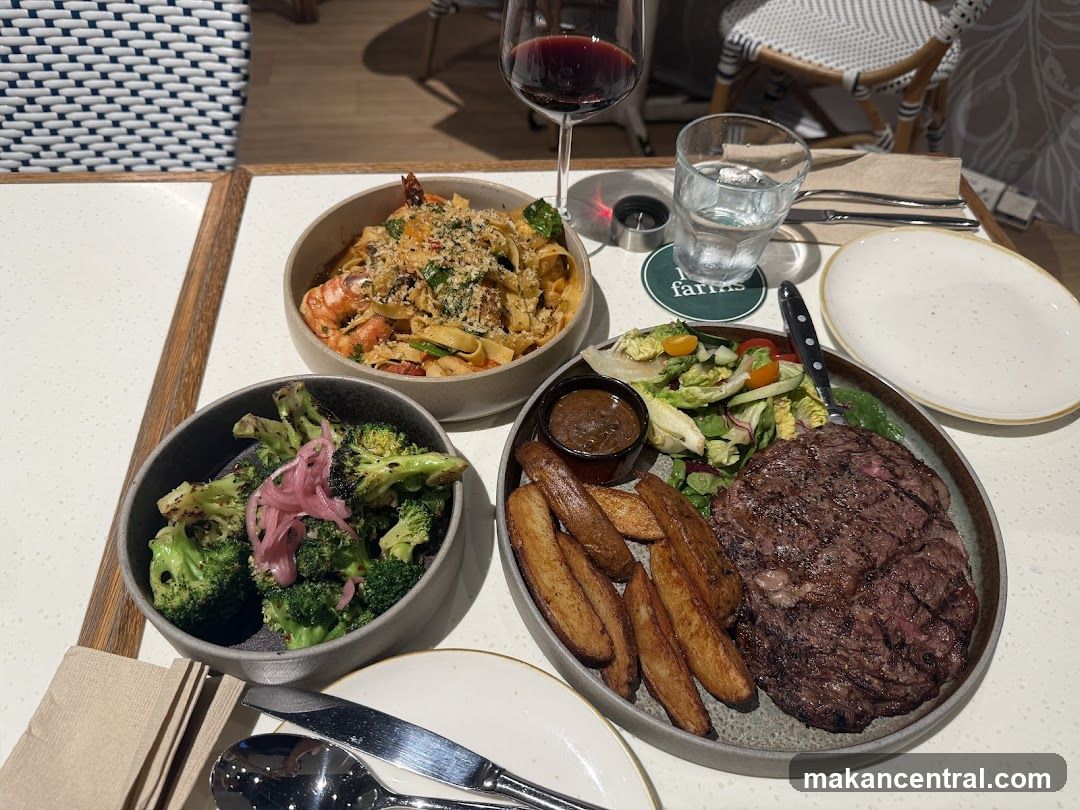 Steak Dinner with Pasta and Broccoli