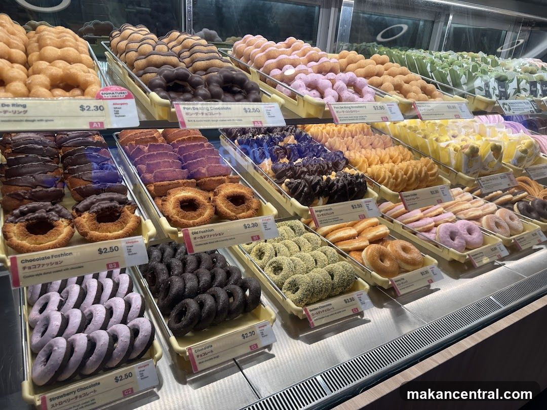 Donuts Display