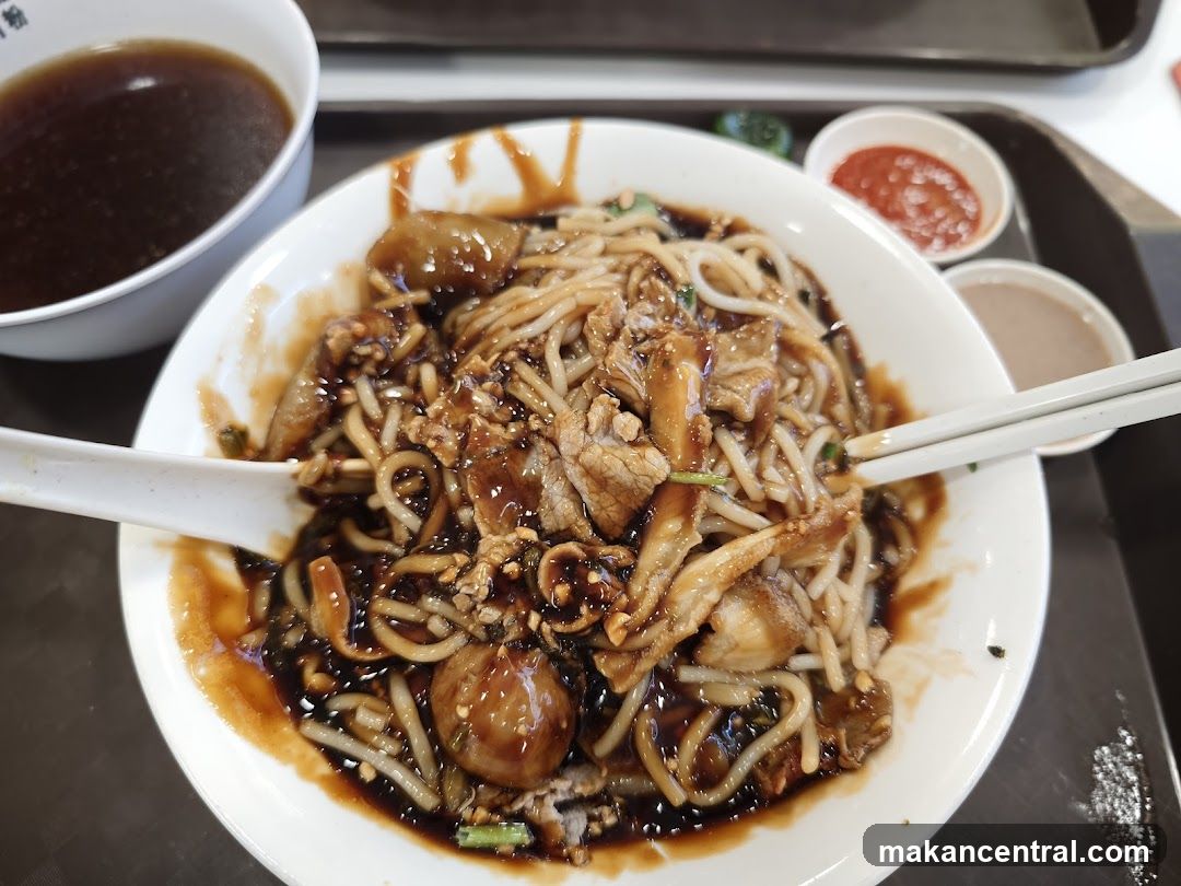 Noodles with Meat and Broth