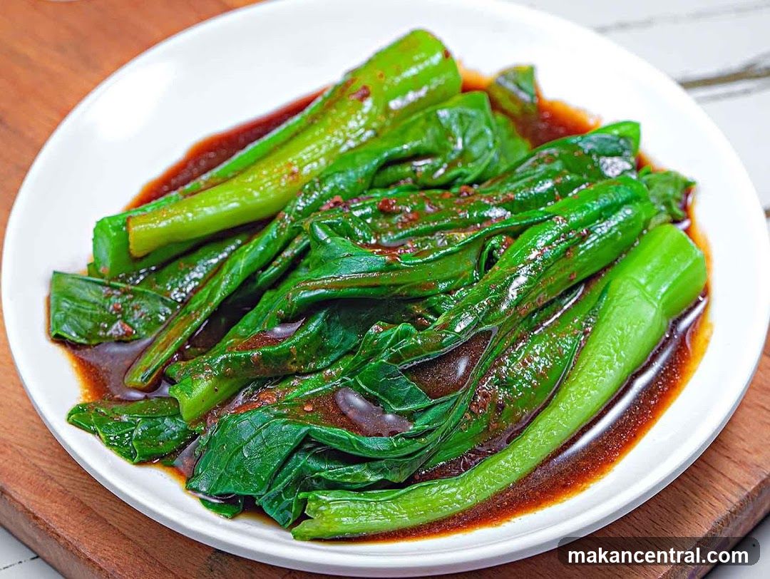 Stir-fried Greens with Sauce