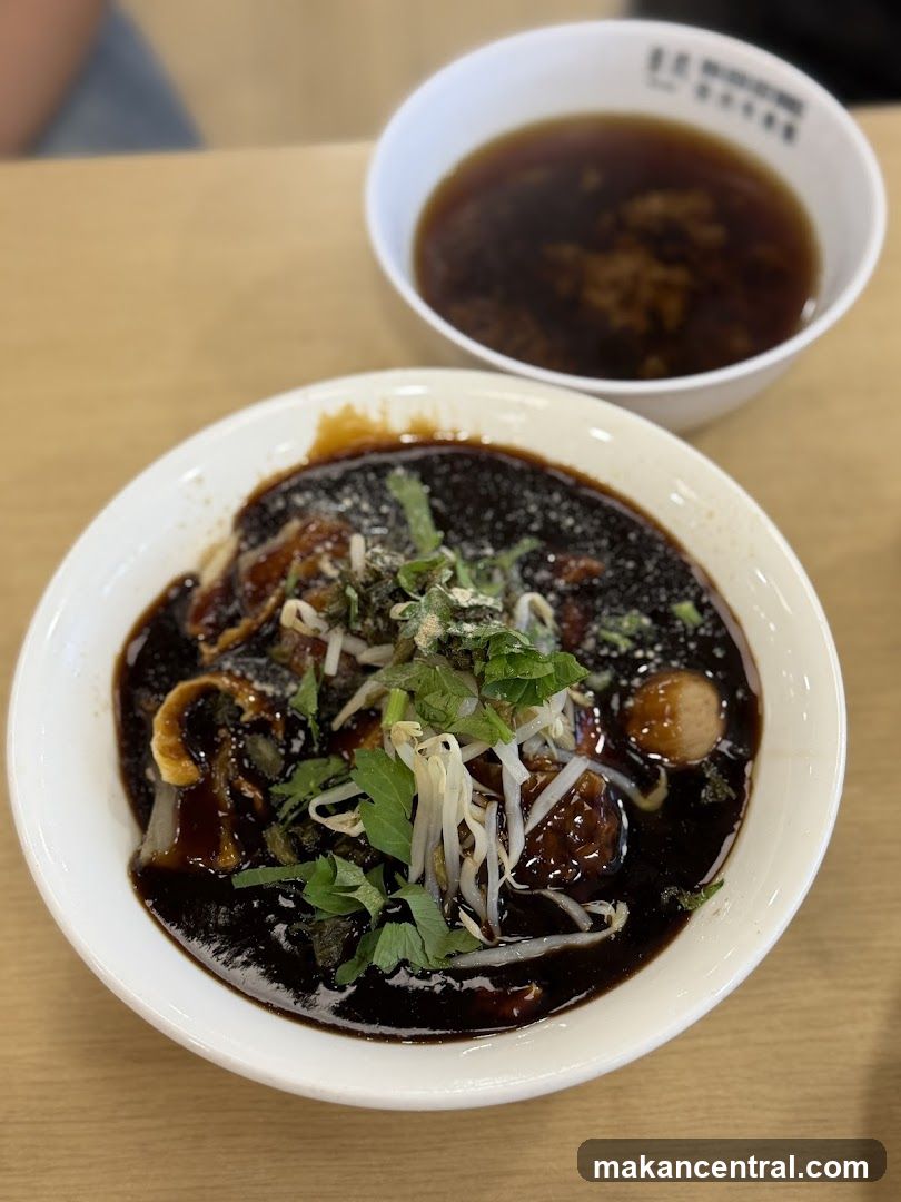 Noodles with Dark Sauce and Broth