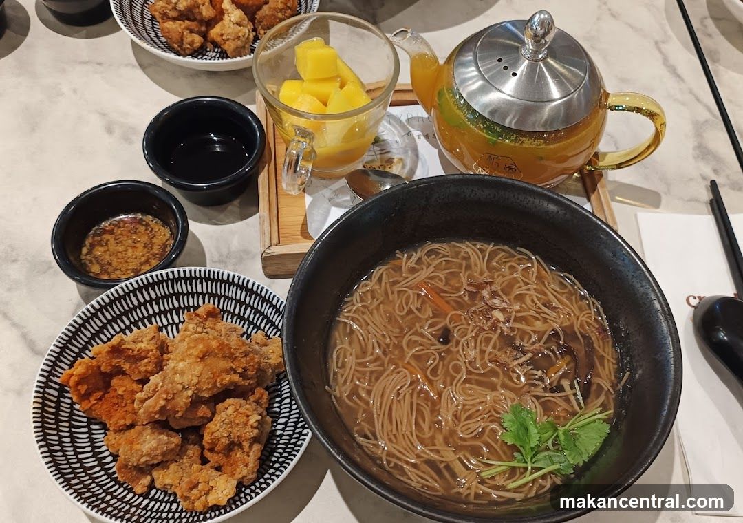 Noodle Soup and Fried Chicken