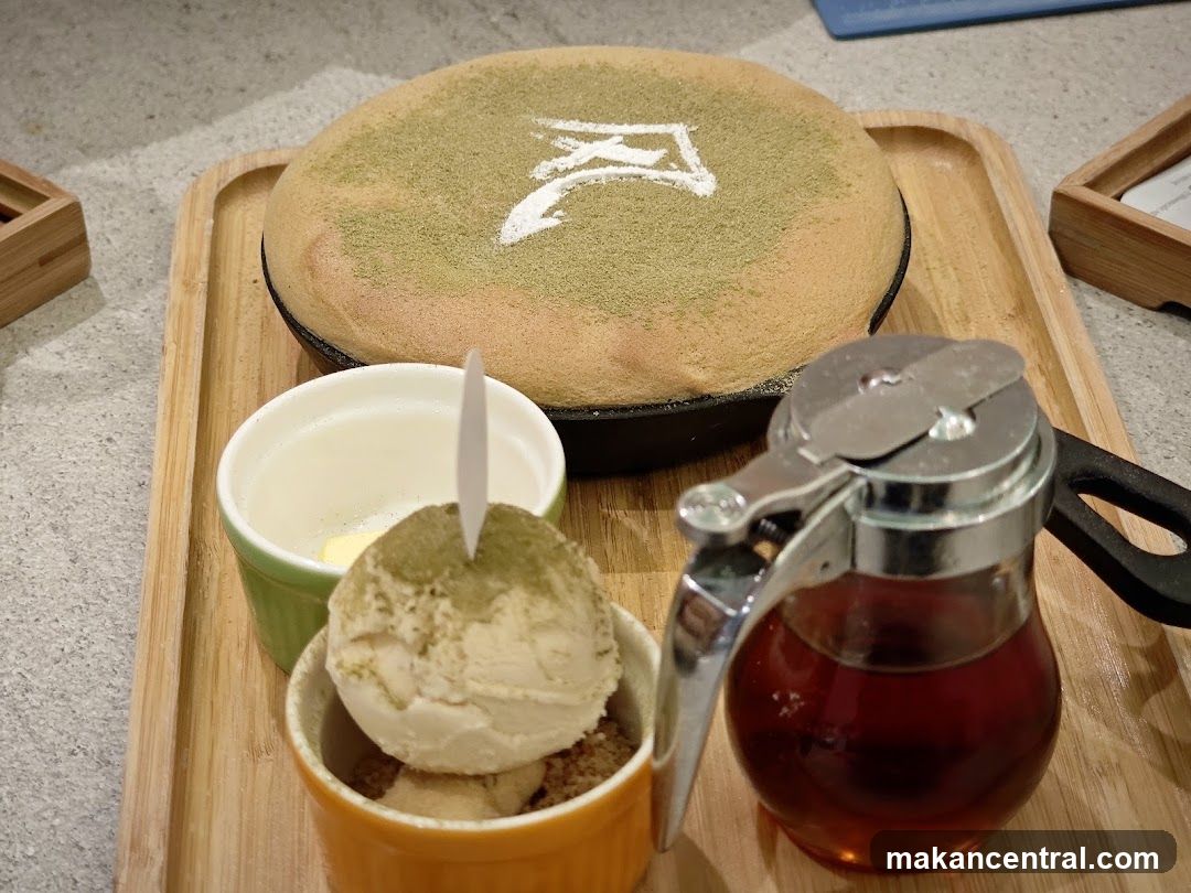 Matcha Soufflé Pancake