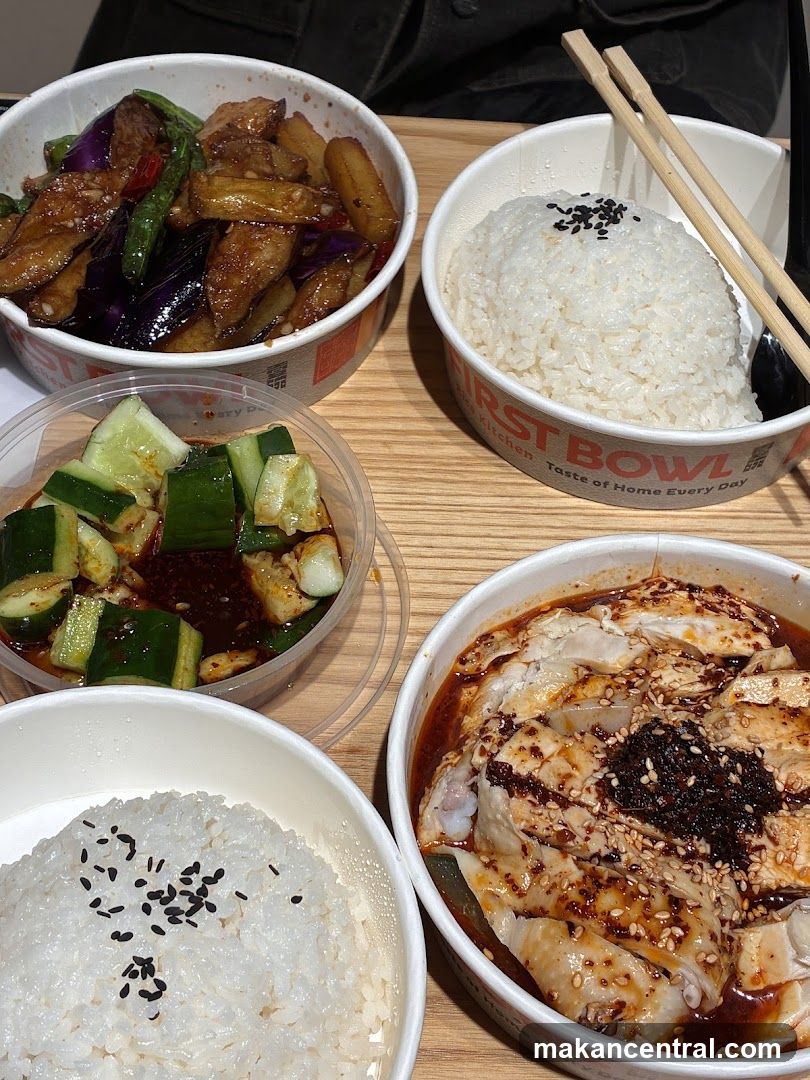 Takeout Bowls of Food