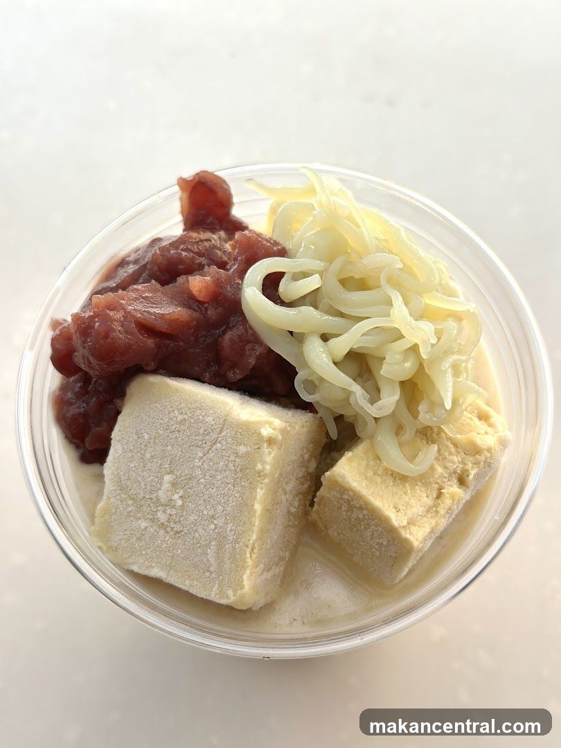 Dessert with Red Bean Paste and Tofu