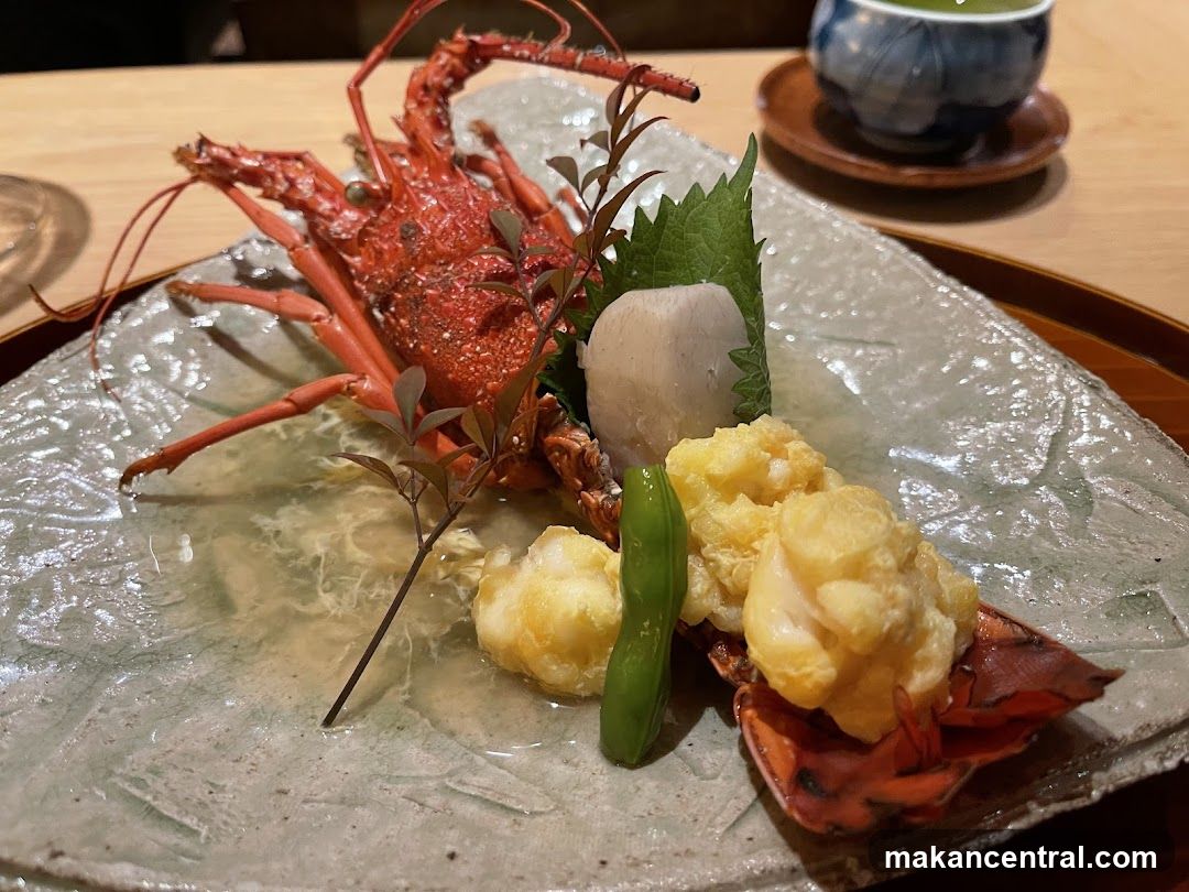 Lobster Dish with Scallop and Green Bean
