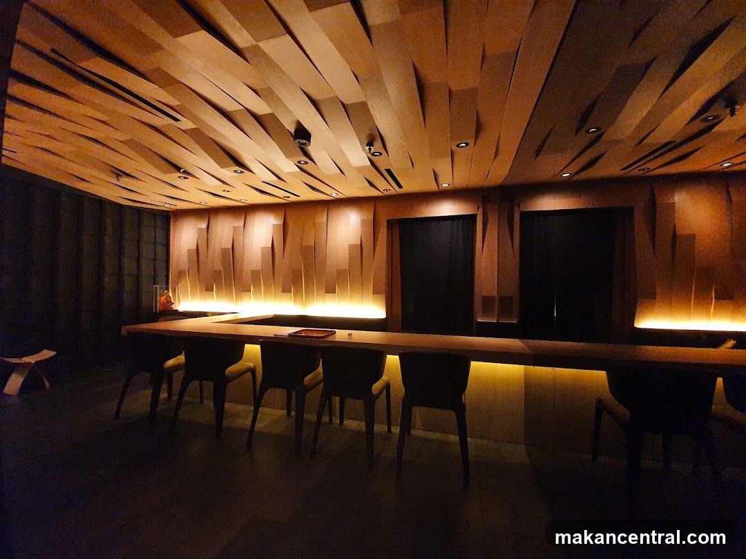 Modern Dining Area