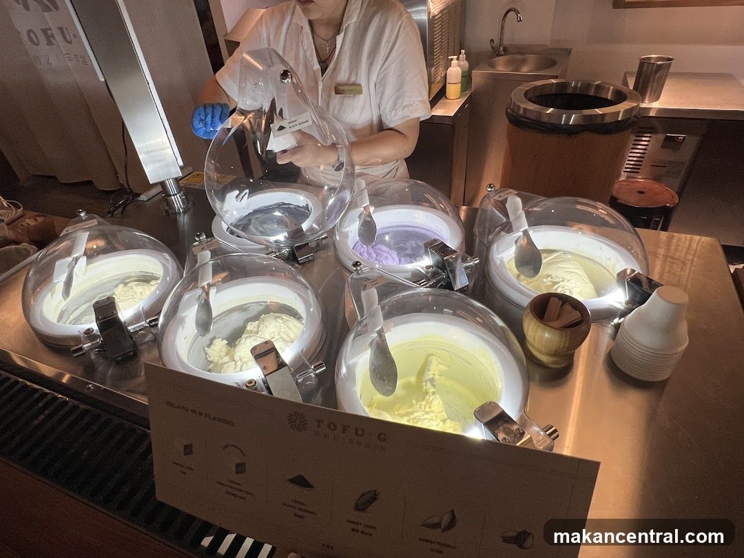 Gelato Display