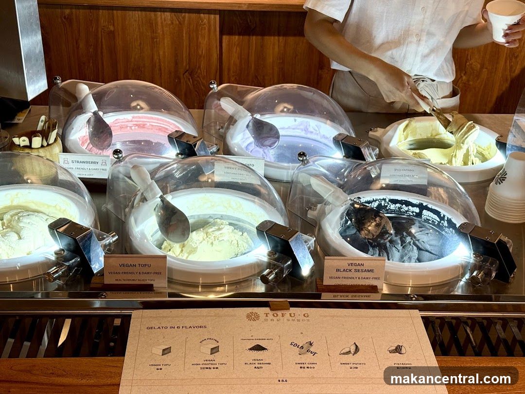 Gelato Display