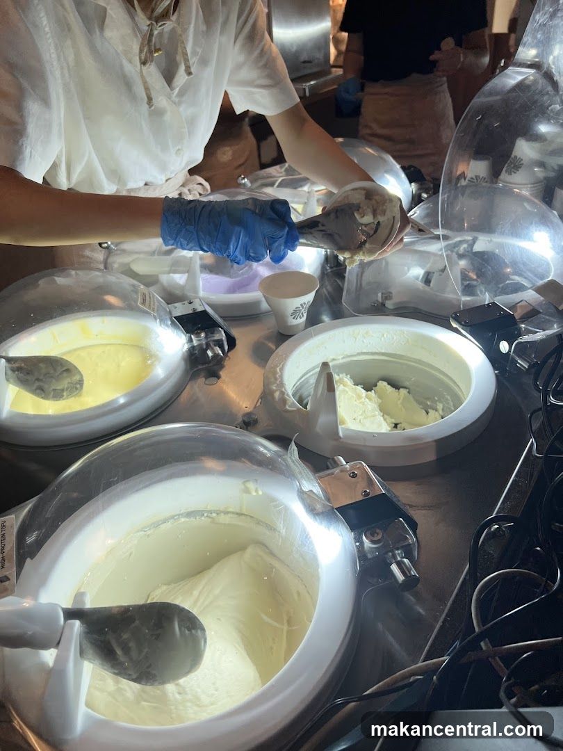Ice Cream Scooping