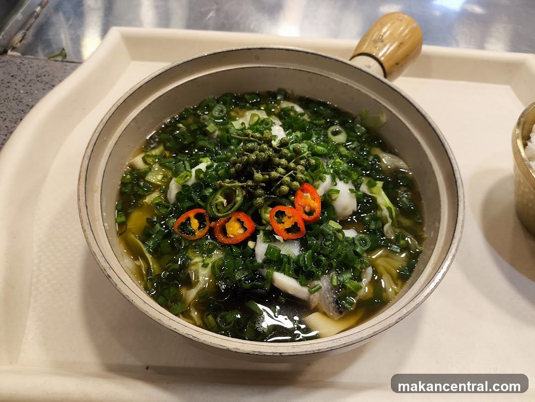 Fish Soup with Green Peppers and Chili