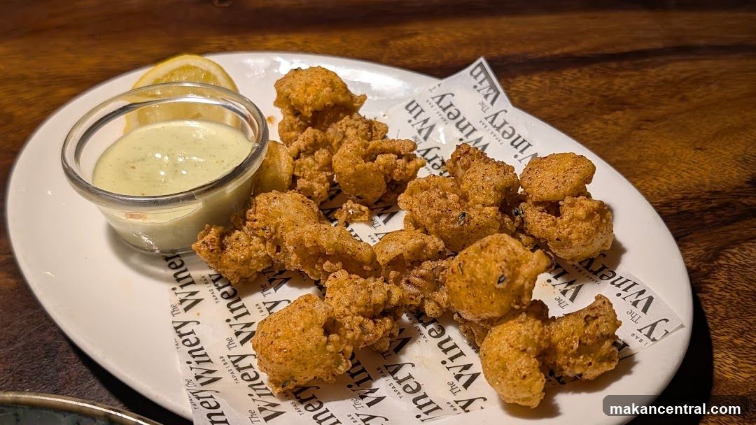 Fried Calamari with Dip