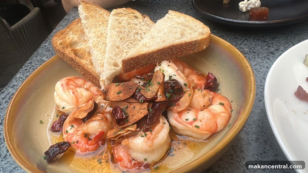 Garlic Shrimp with Toast