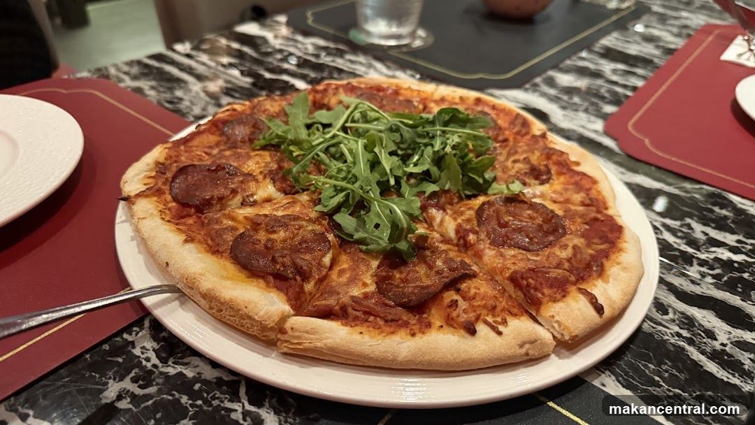 Pepperoni Pizza with Arugula