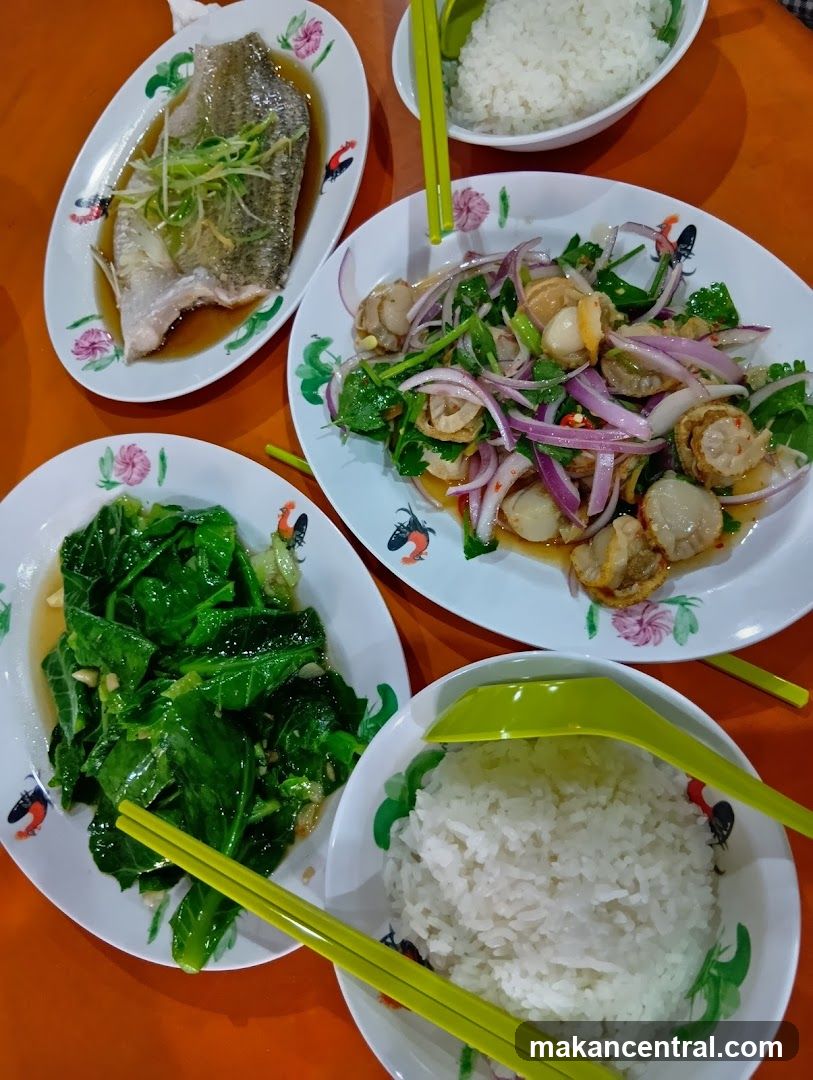 Seafood and Vegetable Dishes with Rice