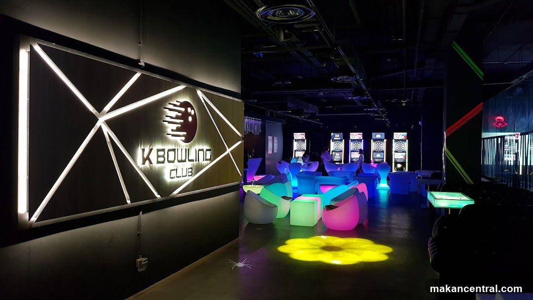K Bowling Club Interior