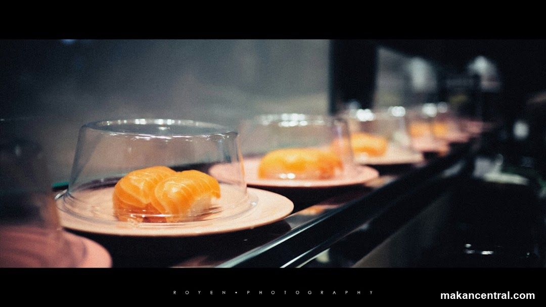 Conveyor Belt Sushi