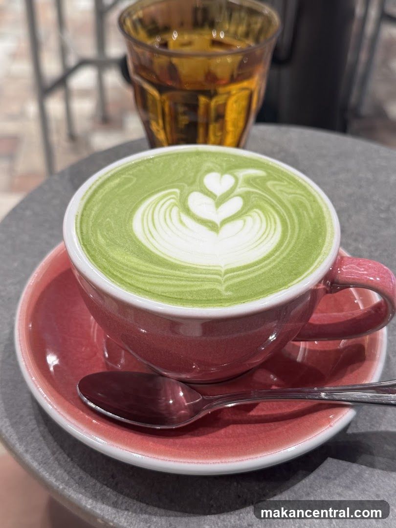 Matcha Latte with Latte Art