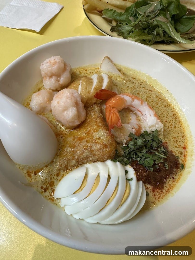 Laksa with Shrimp and Egg