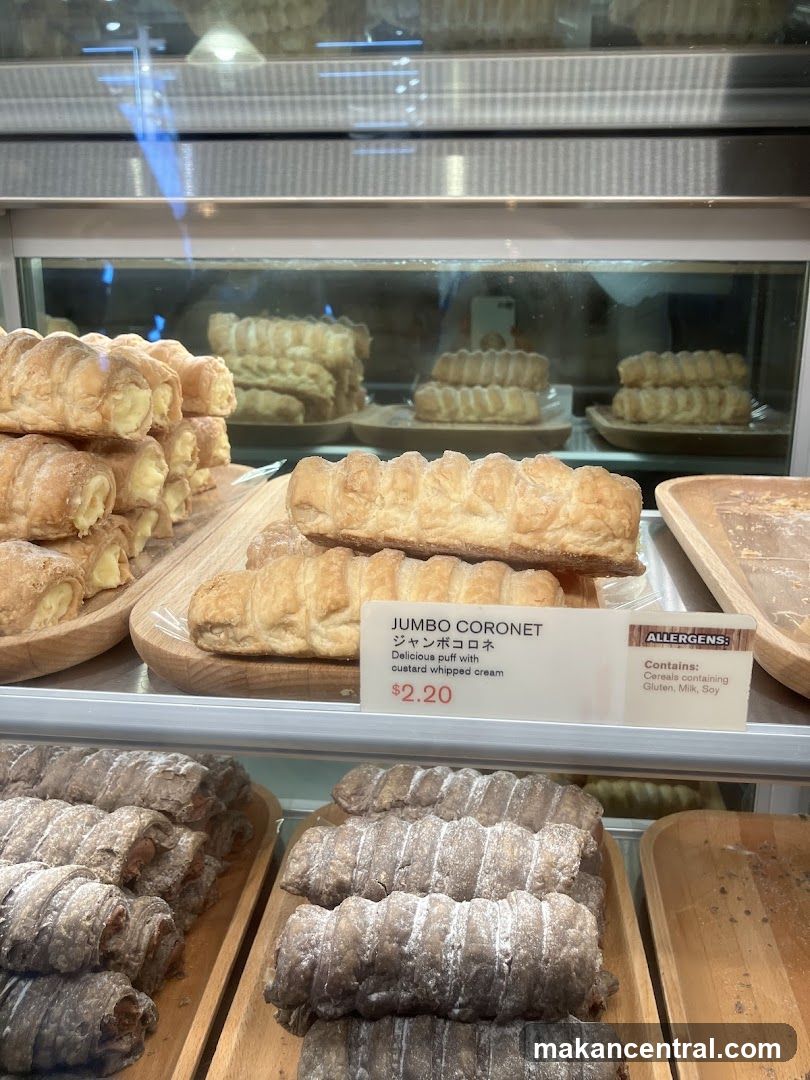 Jumbo Coronet Pastry